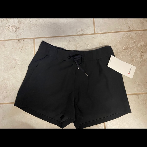 lululemon athletica Pants - Lulu lemon shorts